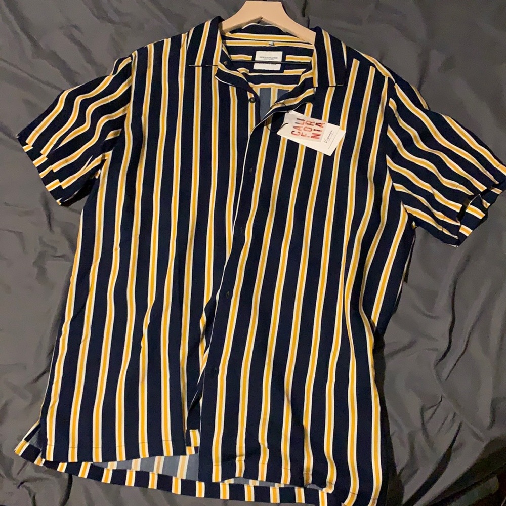 Never worn